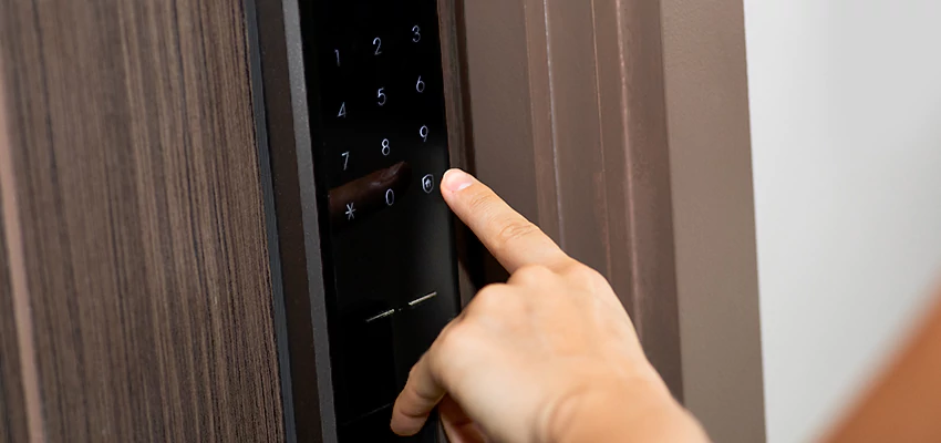 Smart Electric Locks Replacement Services in Manhattan Beach, CA