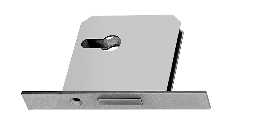 Fix A Deadbolt Door Lock in Manhattan Beach, California